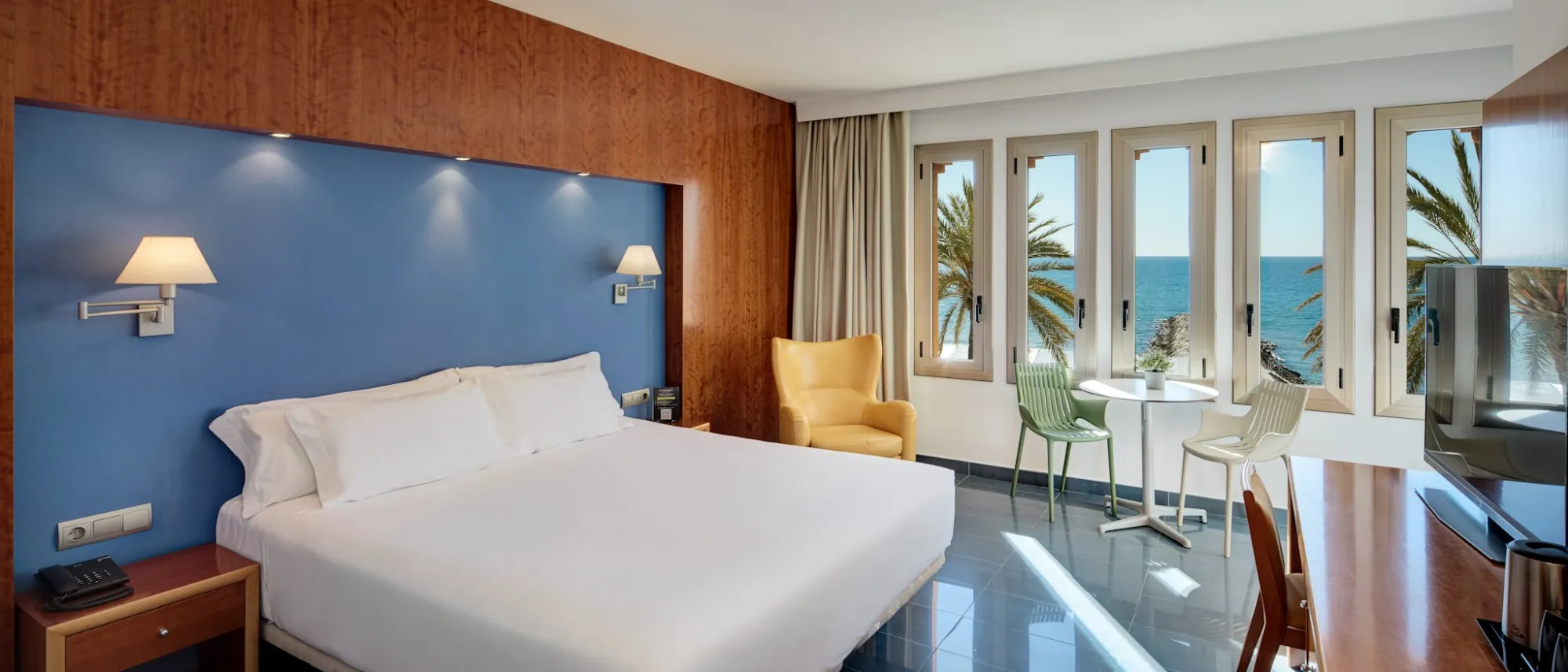 Habitaciones/Superior Double Sea View